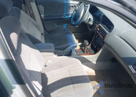 1998 Nissan Altima Gle/Gxe/Se/Xe z USA, uszkodzony, nr VIN 1N4DL01D5WC218779